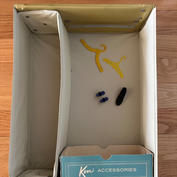 Vintage Alan Barbie Ricky Skipper Dolls Ken Carrying Case Ken Clothes - Picture 4 of 16